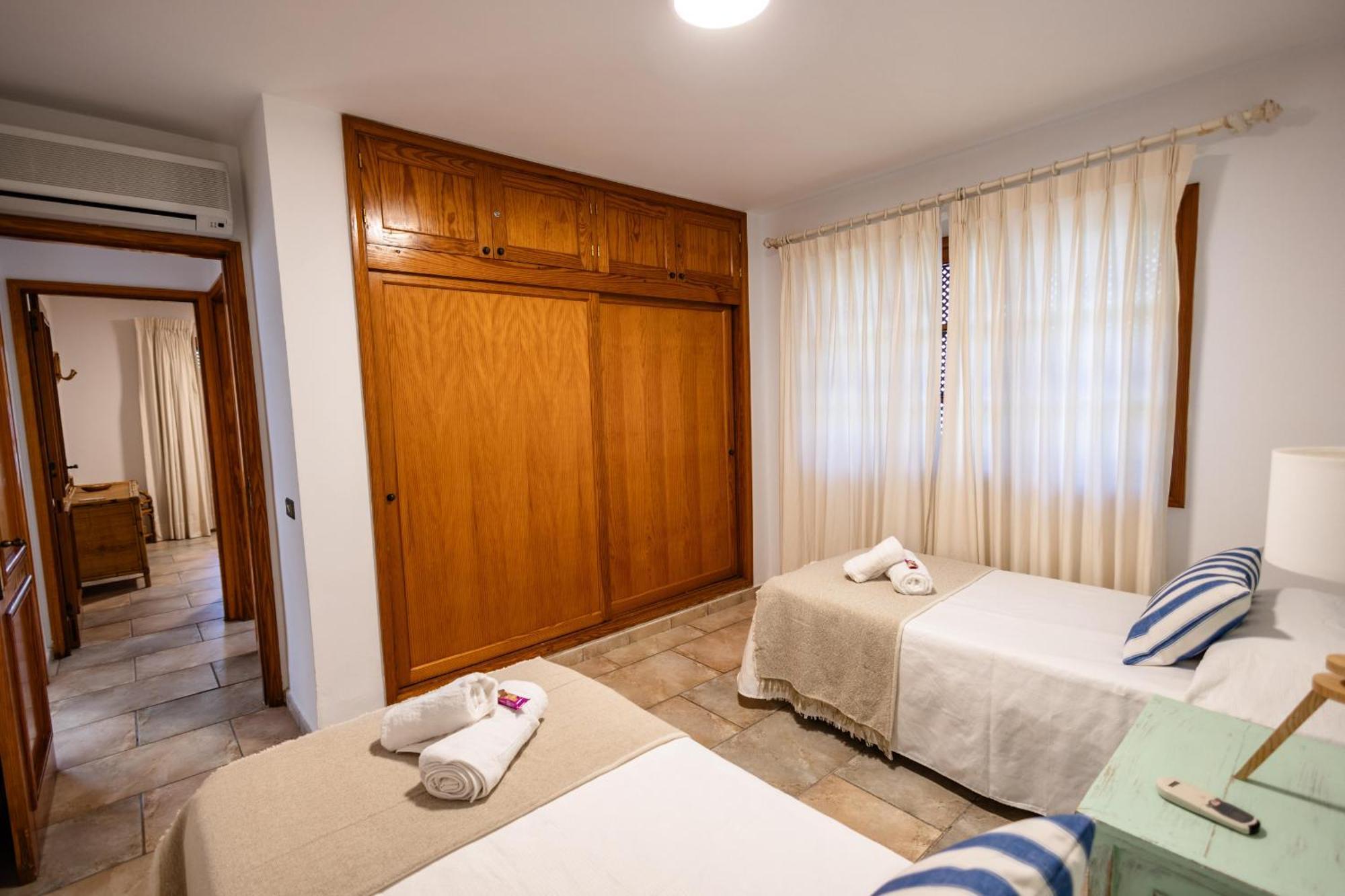 Oasis Holycan - By Gestion Vacacional Canarias San Bartolome Bagian luar foto