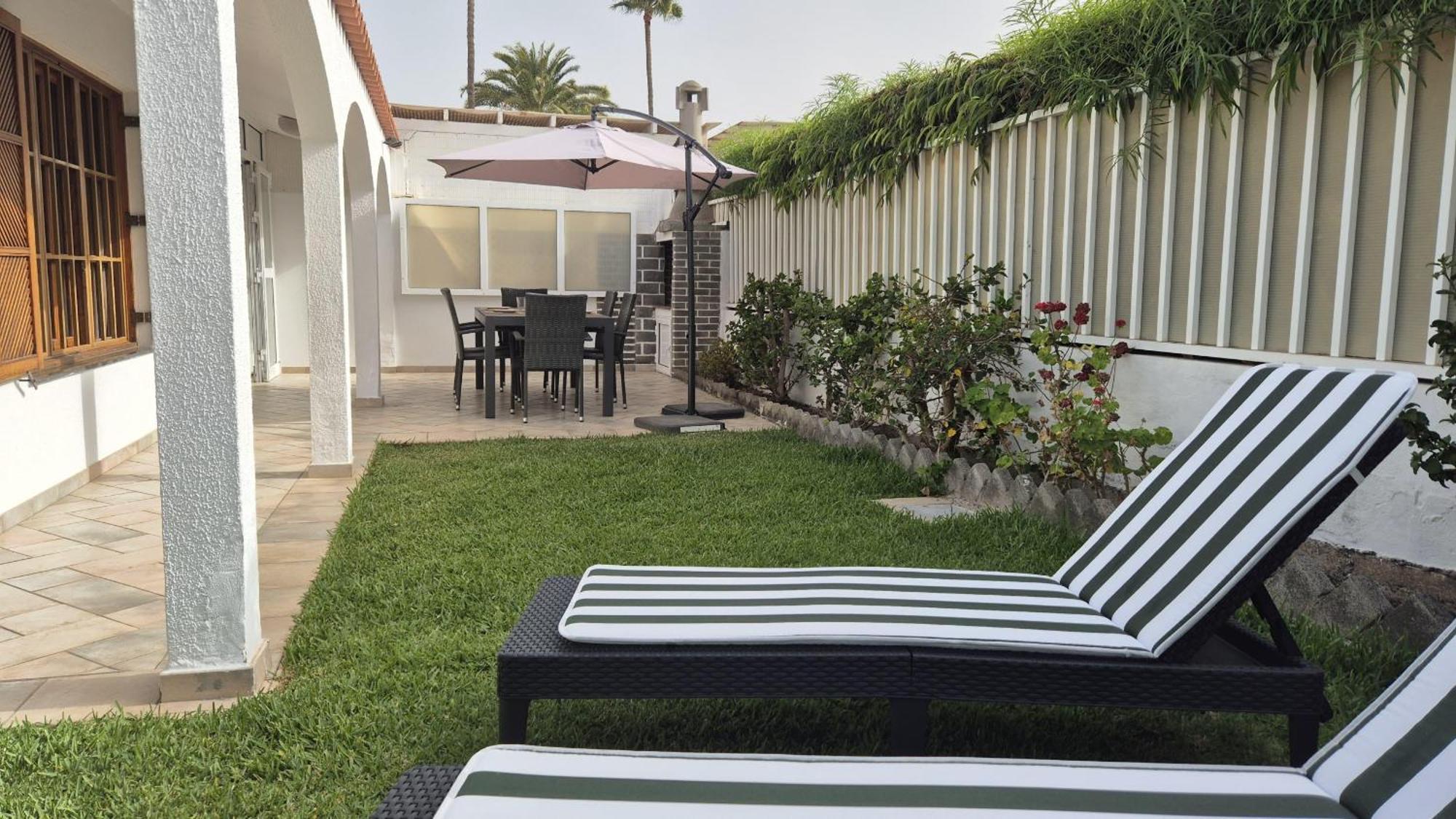 Oasis Holycan - By Gestion Vacacional Canarias San Bartolome Bagian luar foto