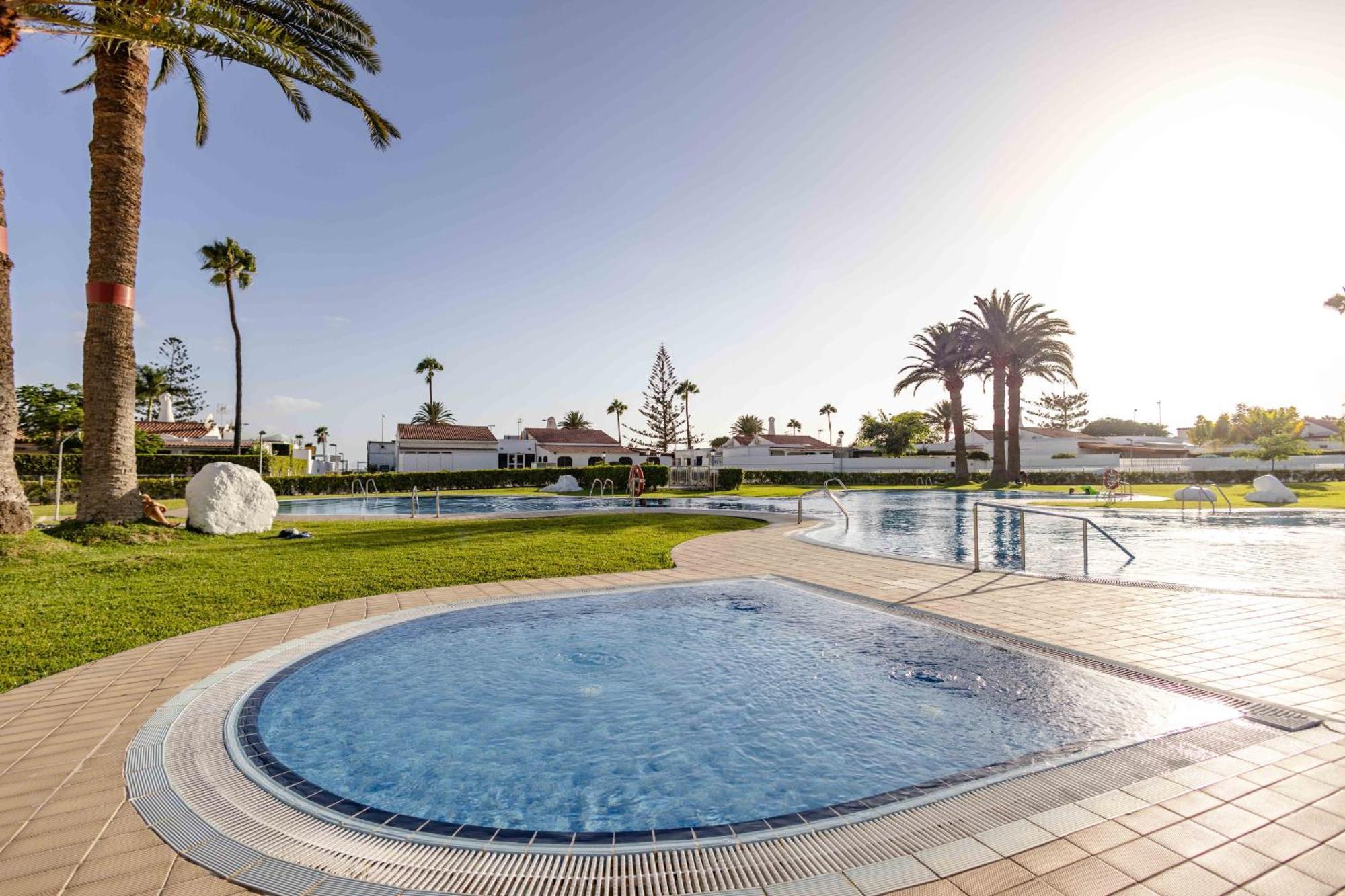 Oasis Holycan - By Gestion Vacacional Canarias San Bartolome Bagian luar foto