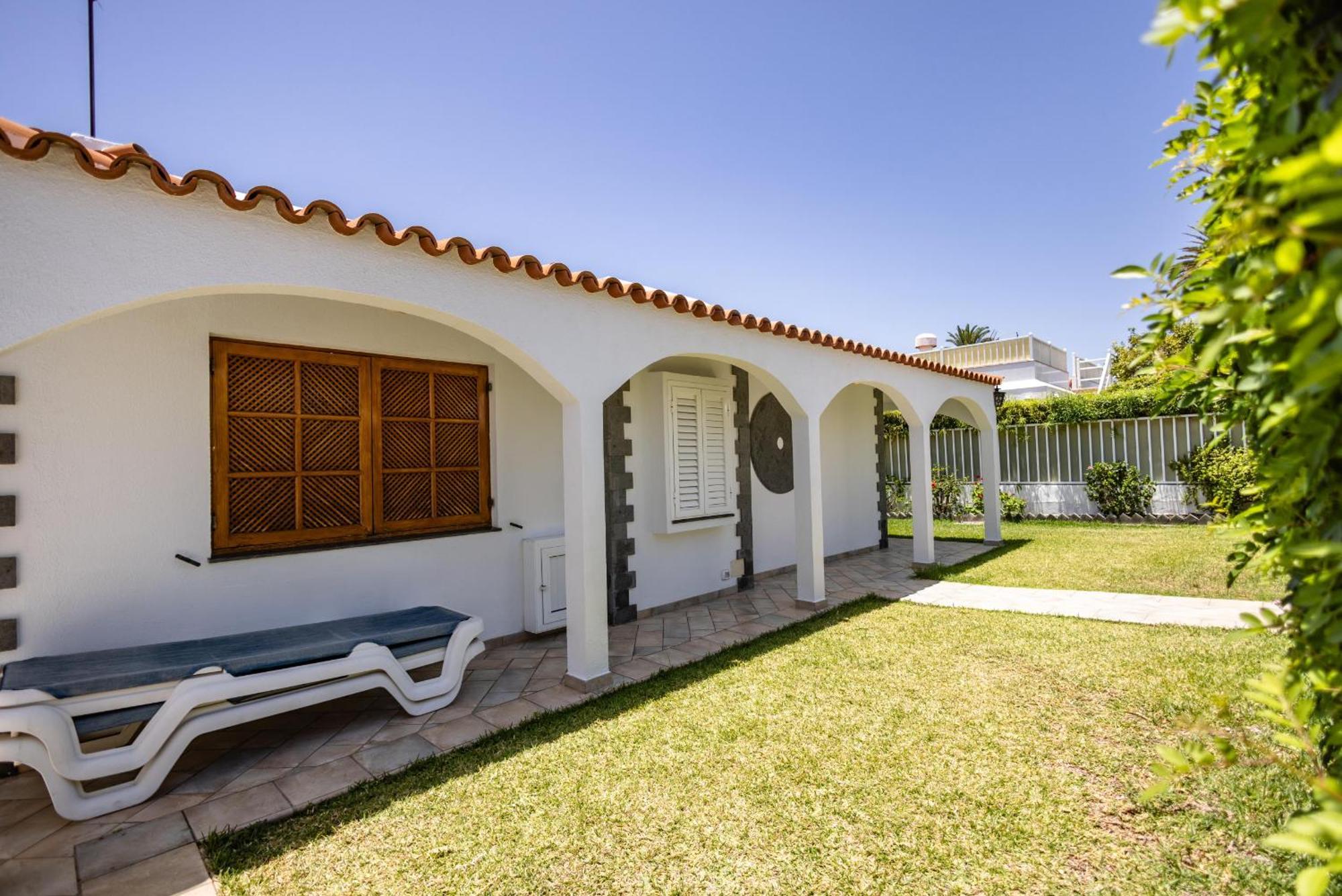 Oasis Holycan - By Gestion Vacacional Canarias San Bartolome Bagian luar foto