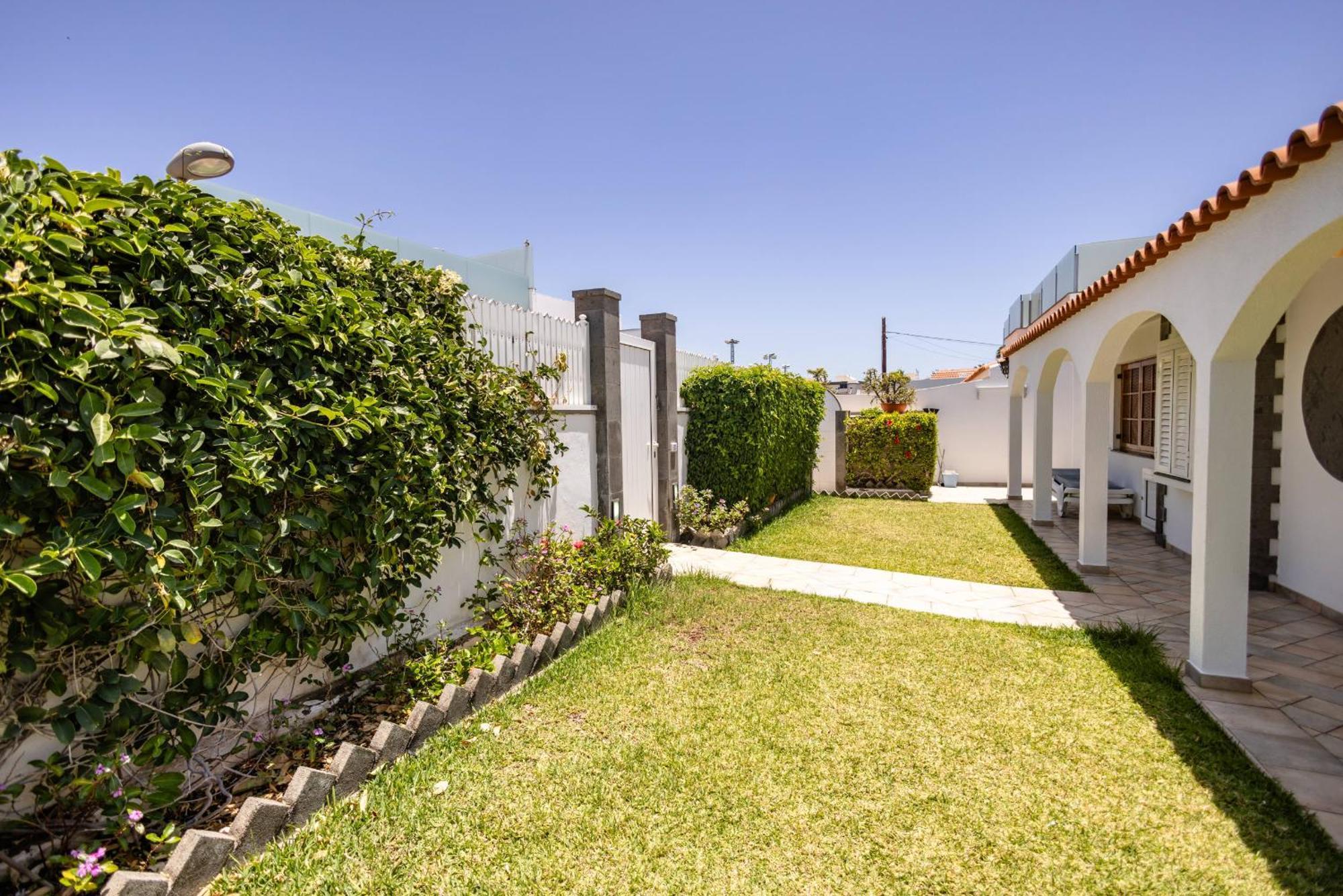 Oasis Holycan - By Gestion Vacacional Canarias San Bartolome Bagian luar foto