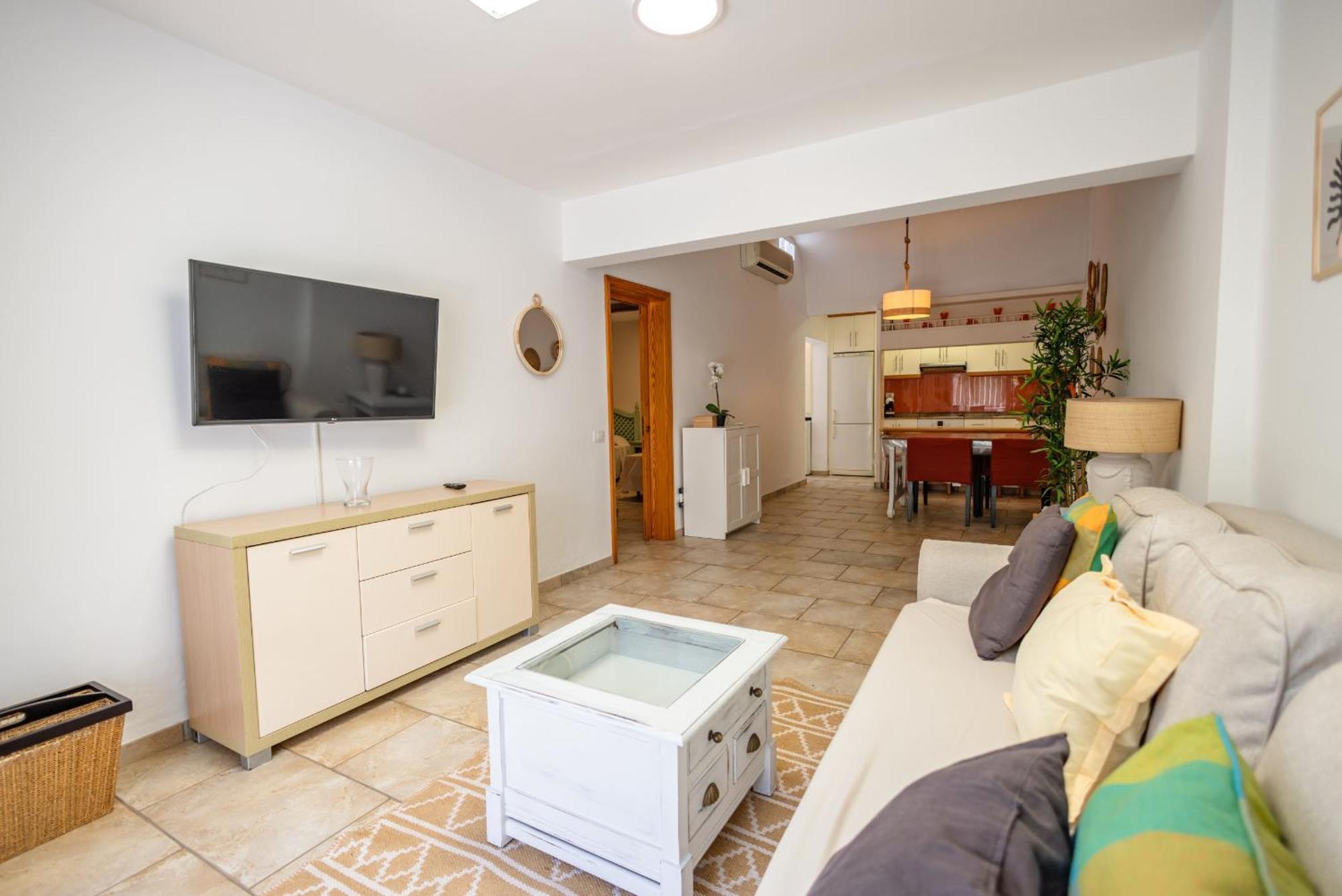 Oasis Holycan - By Gestion Vacacional Canarias San Bartolome Bagian luar foto