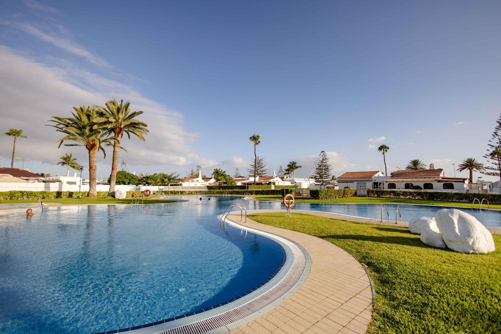 Oasis Holycan - By Gestion Vacacional Canarias San Bartolome Bagian luar foto